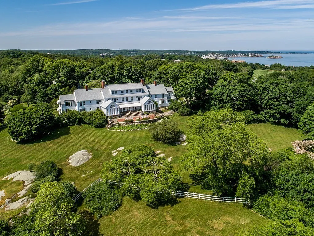 Coastal home in Gloucester, MA